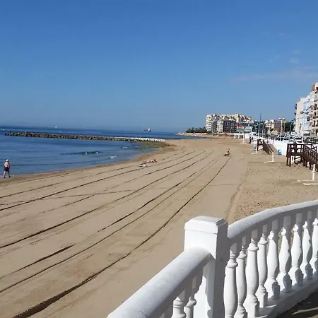 Lägenhet A 150 M De La Playa
